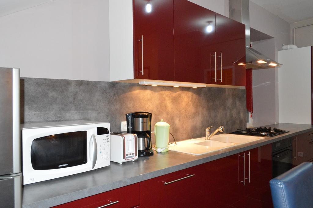 Apartment Rochire Location *