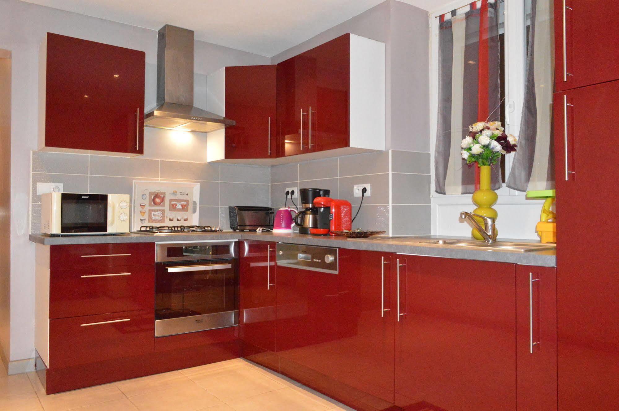 Apartment Rochire Location *